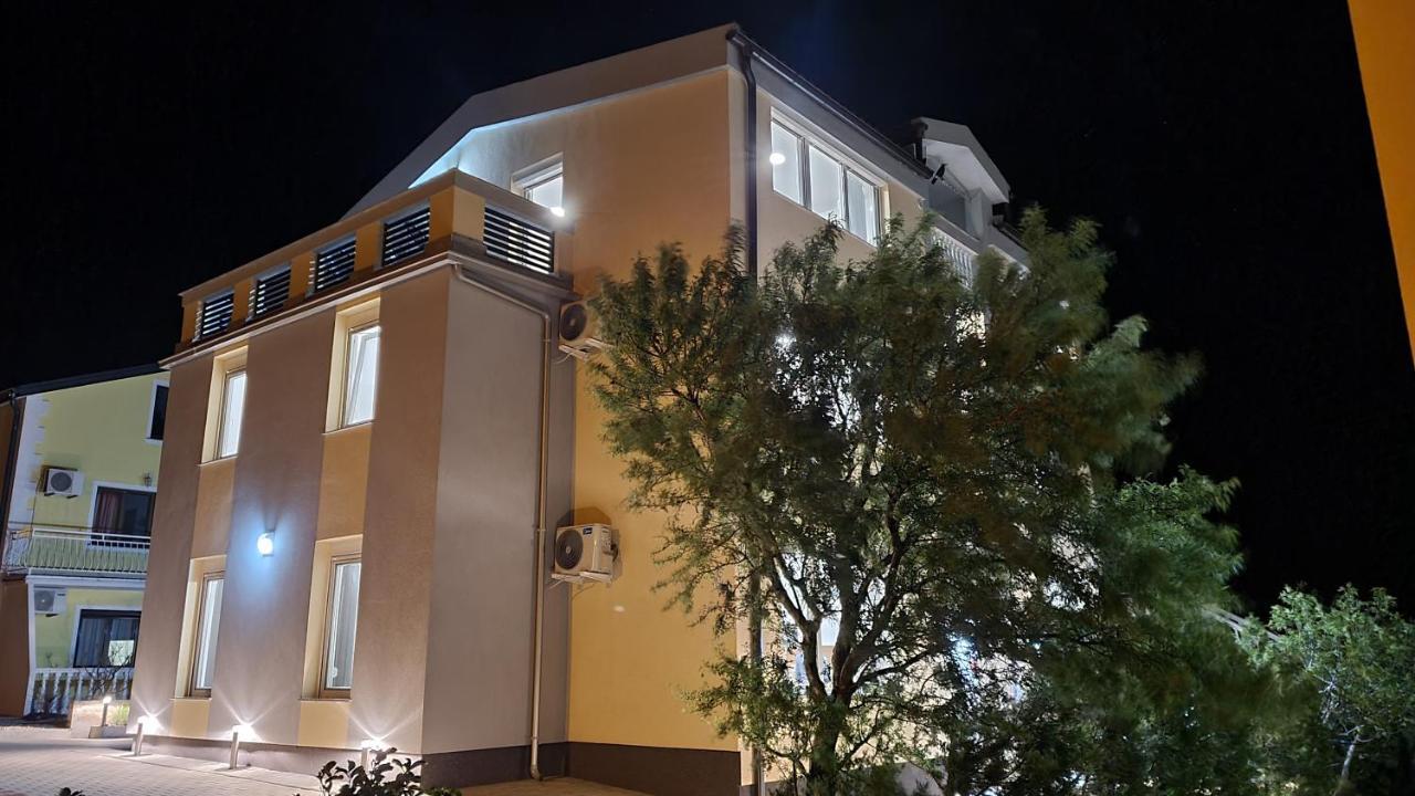 Villa Silente Karlobag Εξωτερικό φωτογραφία